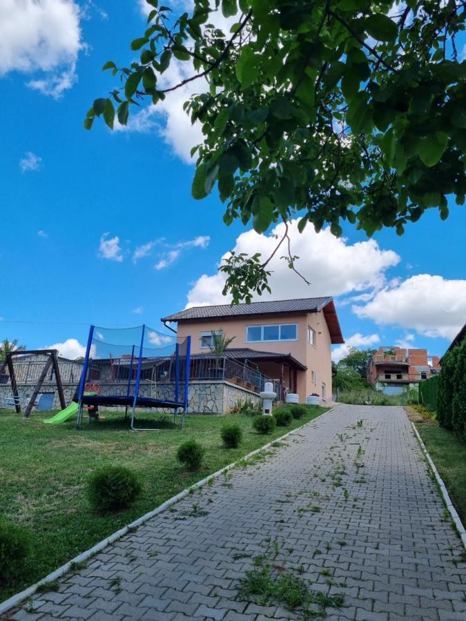 Apartmán Pogled Vrdnik Exteriér fotografie